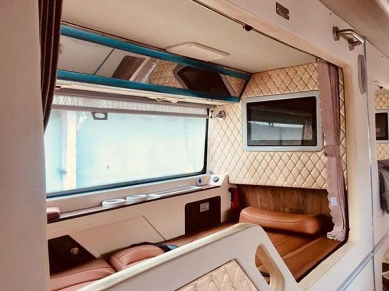 Xe Cúc Tư Limousine