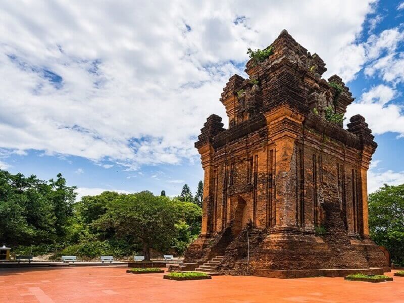 Tháp Nhạn - Biểu Tượng Văn Hóa Và Du Lịch Xứ Nẫu