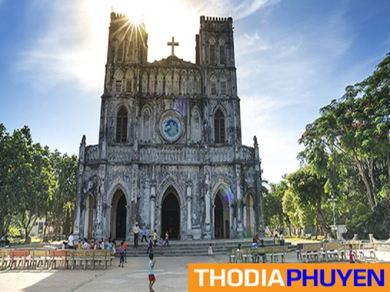 Nhà Thờ Mằng Lăng - Nhà Thờ Cổ Trăm Tuổi Ở Phú Yên