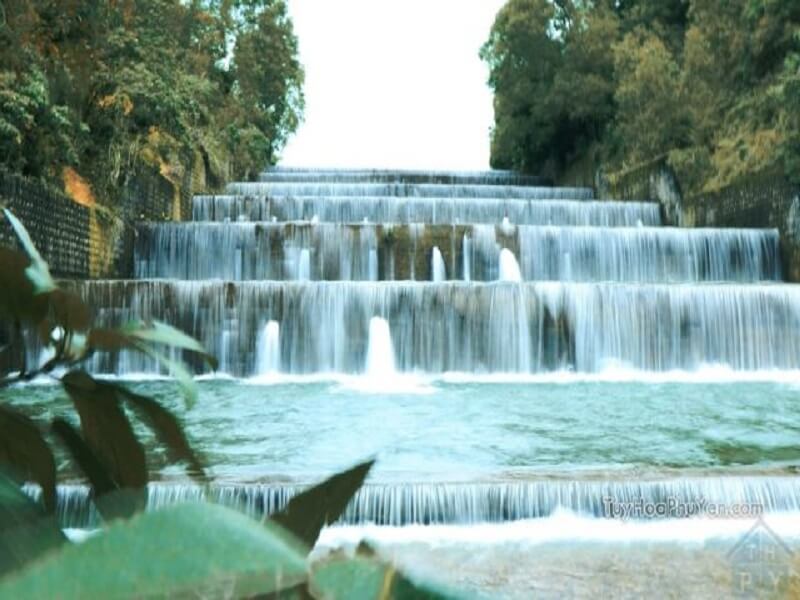 Hồ Hóc Răm - Điểm Tránh Nóng Lý Tưởng Ở Xứ Sở Hoa Vàng