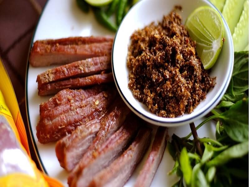 Bò Một Nắng - Đặc Sản Nổi Tiếng Ở Phú Yên