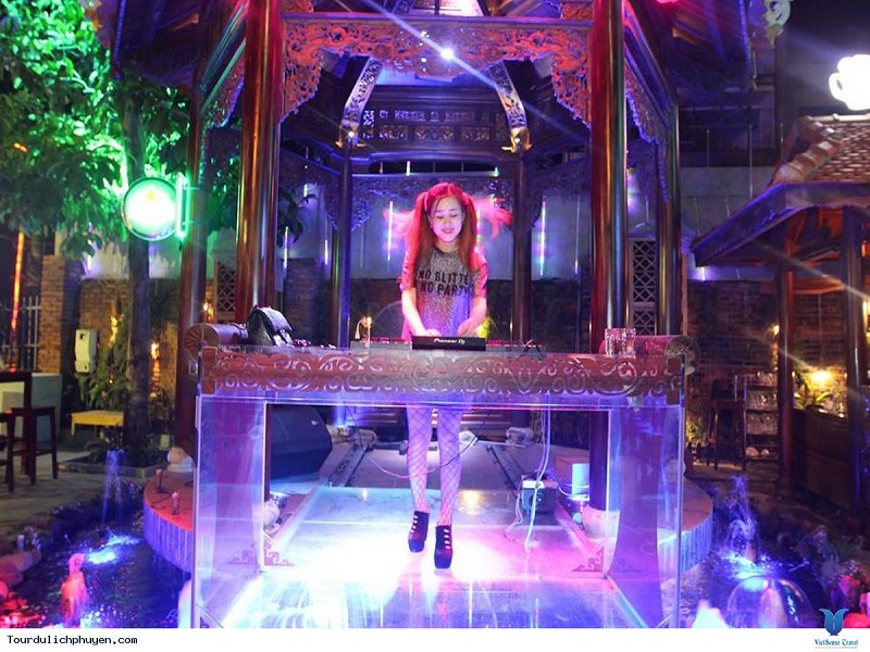 [TOP 3+] Trải Nghiệm Bar Phú Yên - Quậy Tưng Bừng!