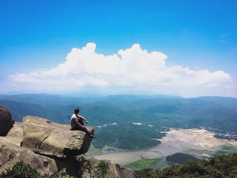 Hành Trình Chinh Phục Núi Đá Bia Phú Yên