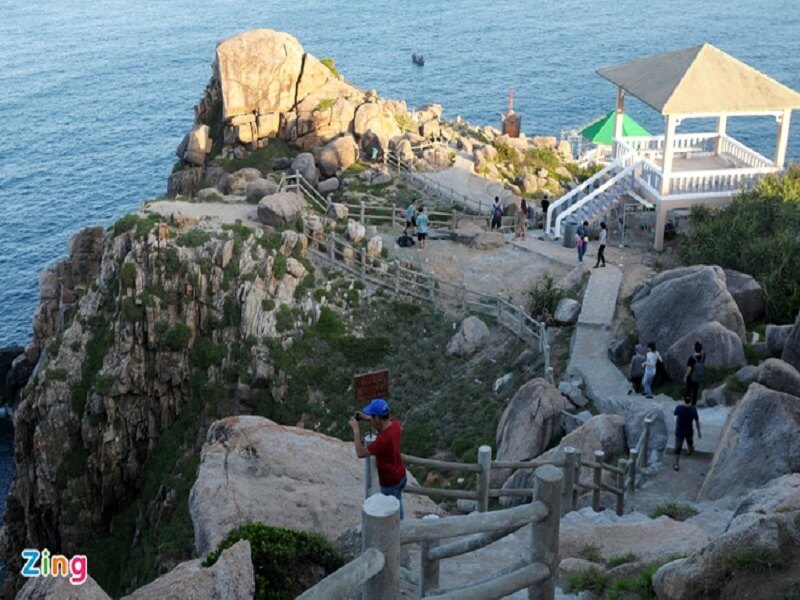 Mũi Điện - Bình Minh “ Đắt Giá Nhất” Tại Xứ Sở Hoa Vàng Trên Cỏ Xanh