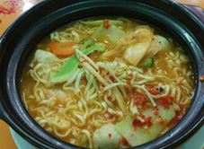 Ăn Vặt Kinh Thành - Mì Cay