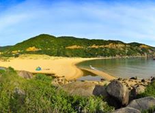 Bãi Biển Bãi Môn