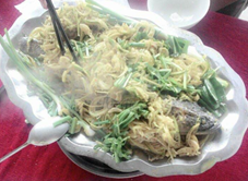 Quê Hương Restaurant - Món Việt