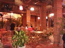 Hoa Sơn Tửu Quán