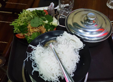 Gà Vườn Tre