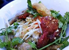 Quán Nem Cây Dông - Bà Triệu