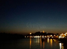 Du Thuyền Lạc Hồng - Nhà Hàng & Cafe