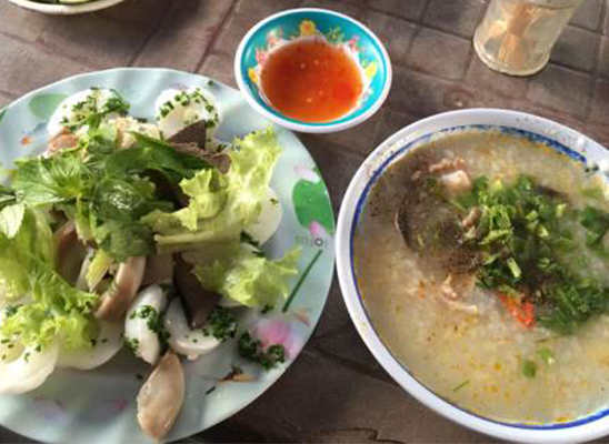 Bánh Hỏi & Cháo Lòng Bình Dân