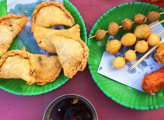 Anh Hoàng - Xiên Que & Bánh Pateso