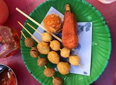 Anh Hoàng - Xiên Que & Bánh Pateso