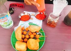 Anh Hoàng - Xiên Que & Bánh Pateso