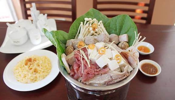 Nhà Hàng Hương Xuân - Nguyễn Huệ