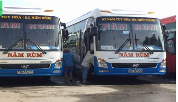 Xe Khách Năm Rùm