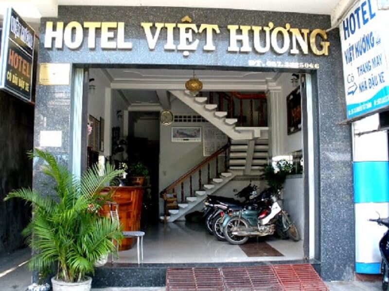 Khách sạn Việt Hương