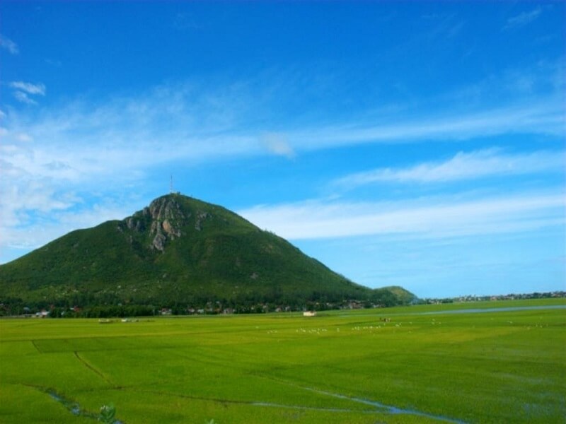 Núi Chóp Chài Phú Yên
